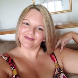 Meet your Posher, Carrie